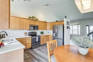 5450 S Valdai St, Aurora, CO 80015 - Photo 2