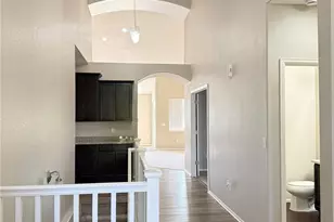 461 N Jackson Gap Way, Aurora, CO 80018 - Photo 2