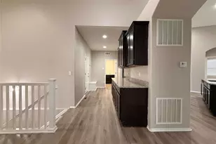 461 N Jackson Gap Way, Aurora, CO 80018 - Photo 4