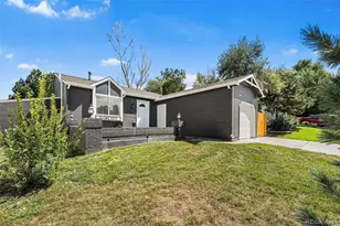 4832 S Genoa St, Centennial, CO 80015 - Photo 2
