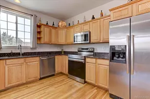 17052 E Warren Pl, Aurora, CO 80013 - Photo 10