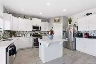 567 Xavier Drive, Brighton, CO 80603 - Photo 8