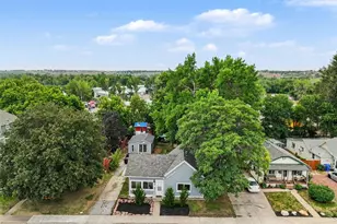 316 W 1st St, Loveland, CO 80537 - Photo 2