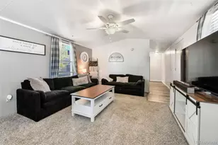 3841 N Cascade Ave, Colorado Springs, CO 80907 - Photo 4