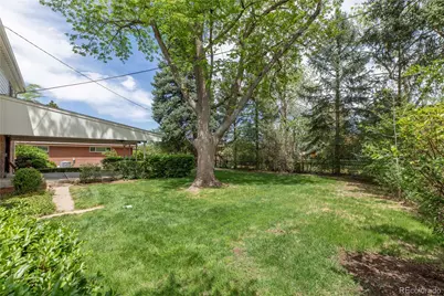 1061 E Briarwood Circle N, Centennial, CO 80122 - Photo 4