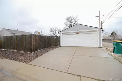 2097 Hanover Street, Aurora, CO 80010 - Photo 42