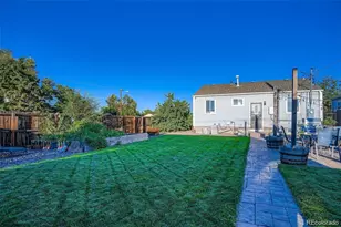 2097 Hanover St, Aurora, CO 80010 - Photo 36