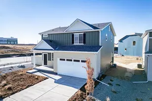 21781 E 46th Pl, Aurora, CO 80019 - Photo 4