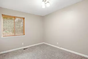 1505 S Paris Ct, Aurora, CO 80012 - Photo 30