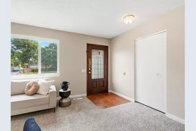1505 S Paris Court, Aurora, CO 80012 - Photo 4