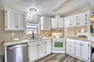 5775 Sunny Brook Ct, Loveland, CO 80538 - Photo 4