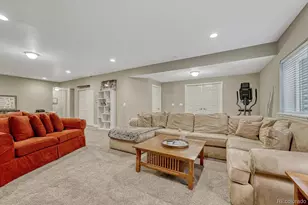 4514 S Valdai Cir, Aurora, CO 80015 - Photo 22