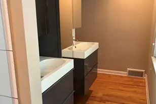 701 S Clayton St, Denver, CO 80209 - Photo 16