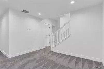 9335 E 58th Drive, Denver, CO 80238 - Photo 32