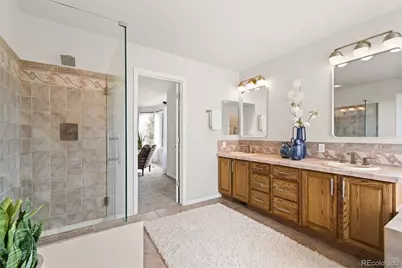 22386 E Arbor Place, Aurora, CO 80016 - Photo 10