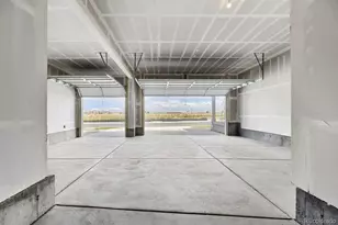 46515 Sunrise Ct, Bennett, CO 80102 - Photo 4