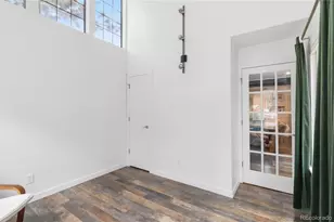 910 S Dahlia St, Denver, CO 80246 - Photo 12