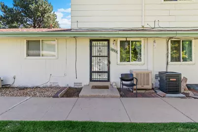 1192 S Eagle Circle #C, Aurora, CO 80012 - Photo 2