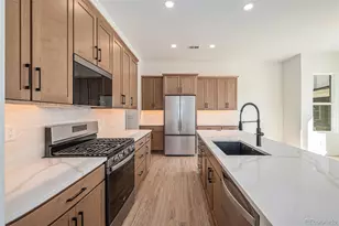 888 S Valentia St, Denver, CO 80247 - Photo 6