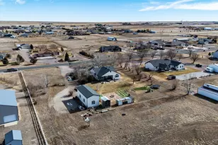 825 Cherokee St, Strasburg, CO 80136 - Photo 32