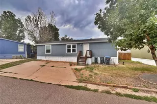 135 A St, Golden, CO 80401 - Photo 2