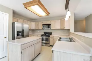 3677 S Uravan St, Aurora, CO 80013 - Photo 6