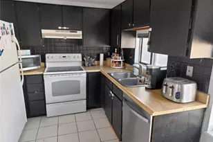 3771 S Danube Cir, Aurora, CO 80013 - Photo 10