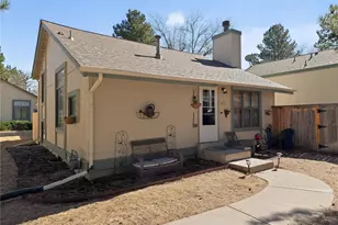 3771 S Danube Cir, Aurora, CO 80013 - Photo 2