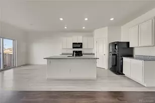 307 Thomas Ave, Keenesburg, CO 80643 - Photo 4