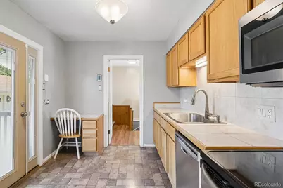 961 Kendall Street, Lakewood, CO 80214 - Photo 8