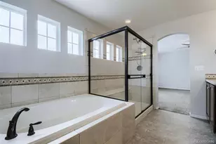 5560 Killarney Ct, Denver, CO 80249 - Photo 14