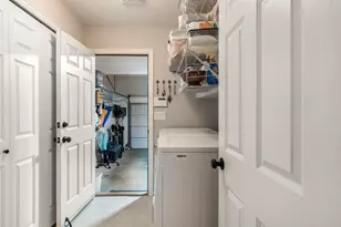 8300 Fairmount Dr, Denver, CO 80247 - Photo 28