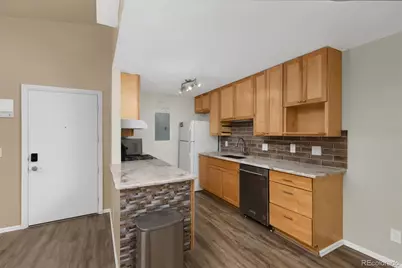 902 S Walden Street #203, Aurora, CO 80017 - Photo 6