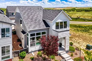 1747 Stable View Dr, Castle Pines, CO 80108 - Photo 2