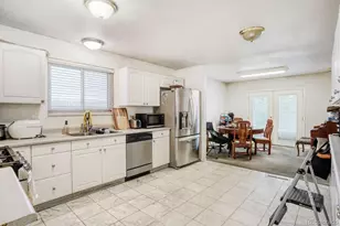513 S Magnolia Ln, Denver, CO 80224 - Photo 10