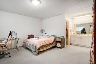 513 S Magnolia Ln, Denver, CO 80224 - Photo 14