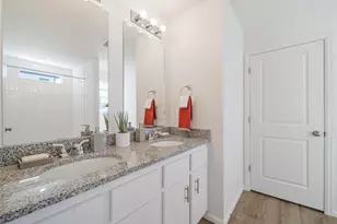 10176 E Scranton Ct, Commerce City, CO 80022 - Photo 16