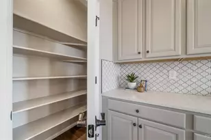 5042 N Tempe St, Aurora, CO 80019 - Photo 12