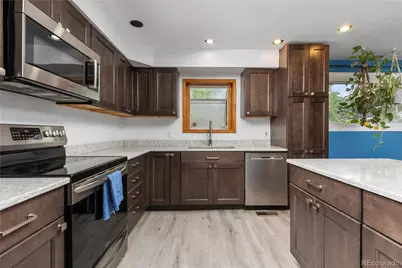 7140 E 69th Avenue, Commerce City, CO 80022 - Photo 8
