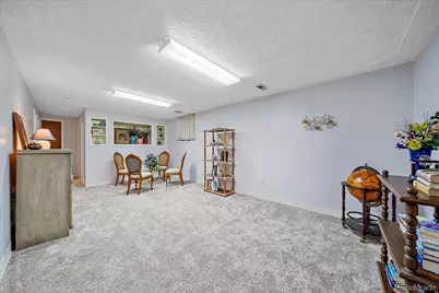 655 S Oakland Street, Aurora, CO 80012 - Photo 14