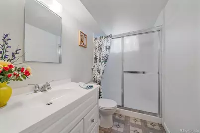 655 S Oakland Street, Aurora, CO 80012 - Photo 18