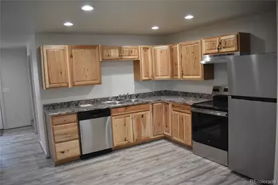805 Raton Avenue, La Junta, CO 81050 - Photo 10