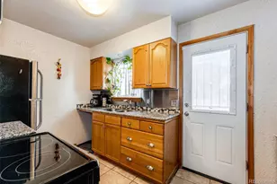 2285 S Jasper Way, Aurora, CO 80013 - Photo 12