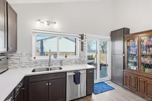 9405 W Wagon Trail Dr, Littleton, CO 80123 - Photo 12