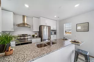 10323 Ursula St, Commerce City, CO 80022 - Photo 4