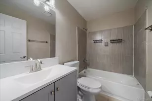 18757 E Hawaii Dr, Aurora, CO 80017 - Photo 10