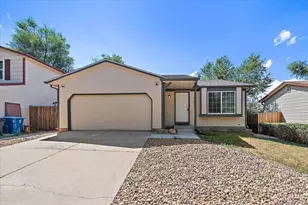18757 E Hawaii Dr, Aurora, CO 80017 - Photo 1