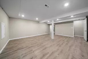 18757 E Hawaii Dr, Aurora, CO 80017 - Photo 14