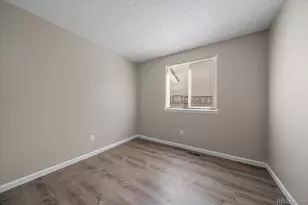 18757 E Hawaii Dr, Aurora, CO 80017 - Photo 12