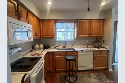 2808 S Heather Gardens Way #B, Aurora, CO 80014 - Photo 6